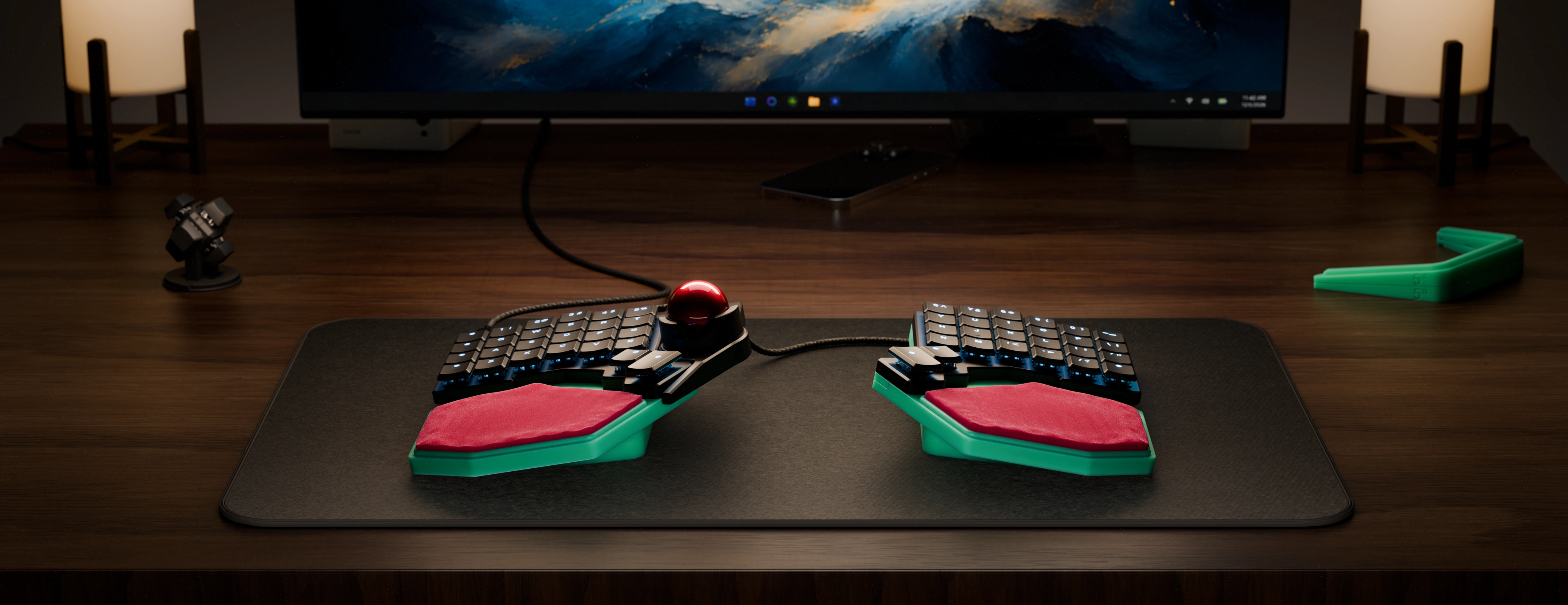 Finished modular wrist rest system beauty shot